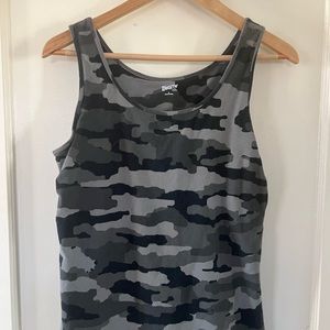 Duluth Trading Co Women's No-Yank Shelf
Bra Tank